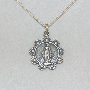 Mary Medal with circle of Daisy wreath